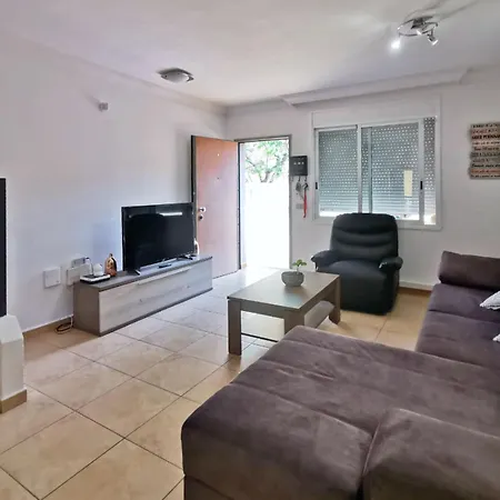 Live San Isidro Abuelos Apartment